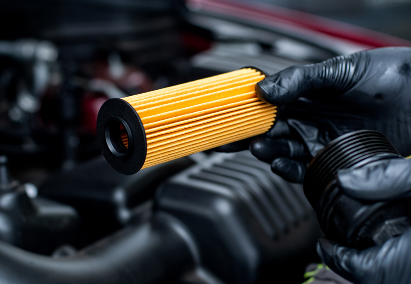 Olie en oliefilter vervanging bij Gebr. AutoGarage A&M in Oosterhout