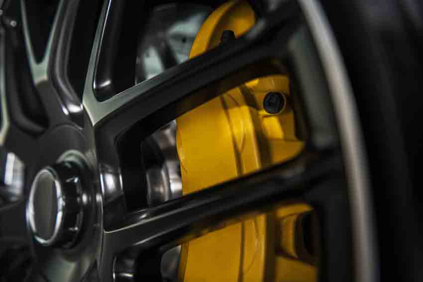 Remmencontrole en vervanging bij Gebr. AutoGarage A&M in Oosterhout